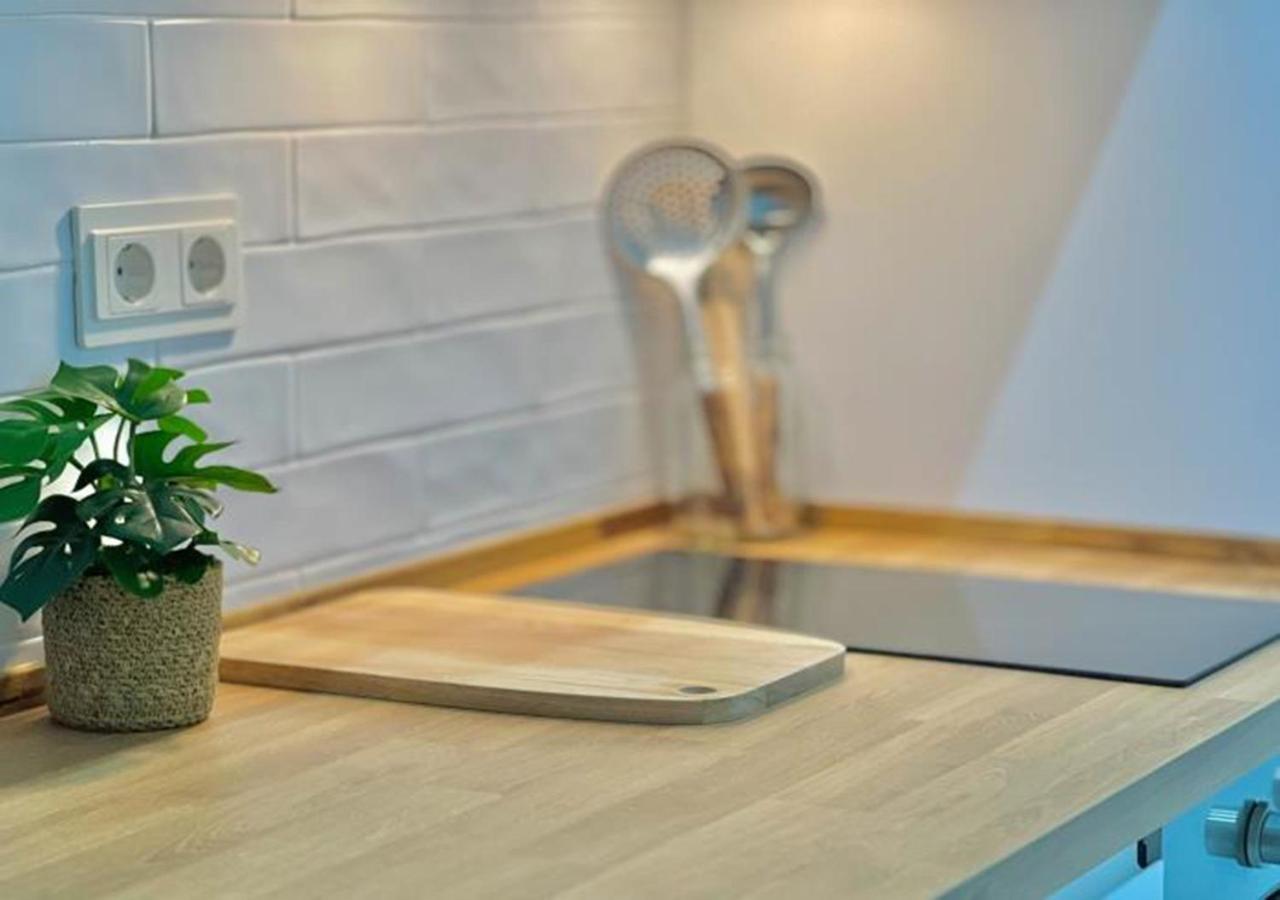 Alambra Del Sol - Coastal Retreat By The Beach Estepona Exterior photo
