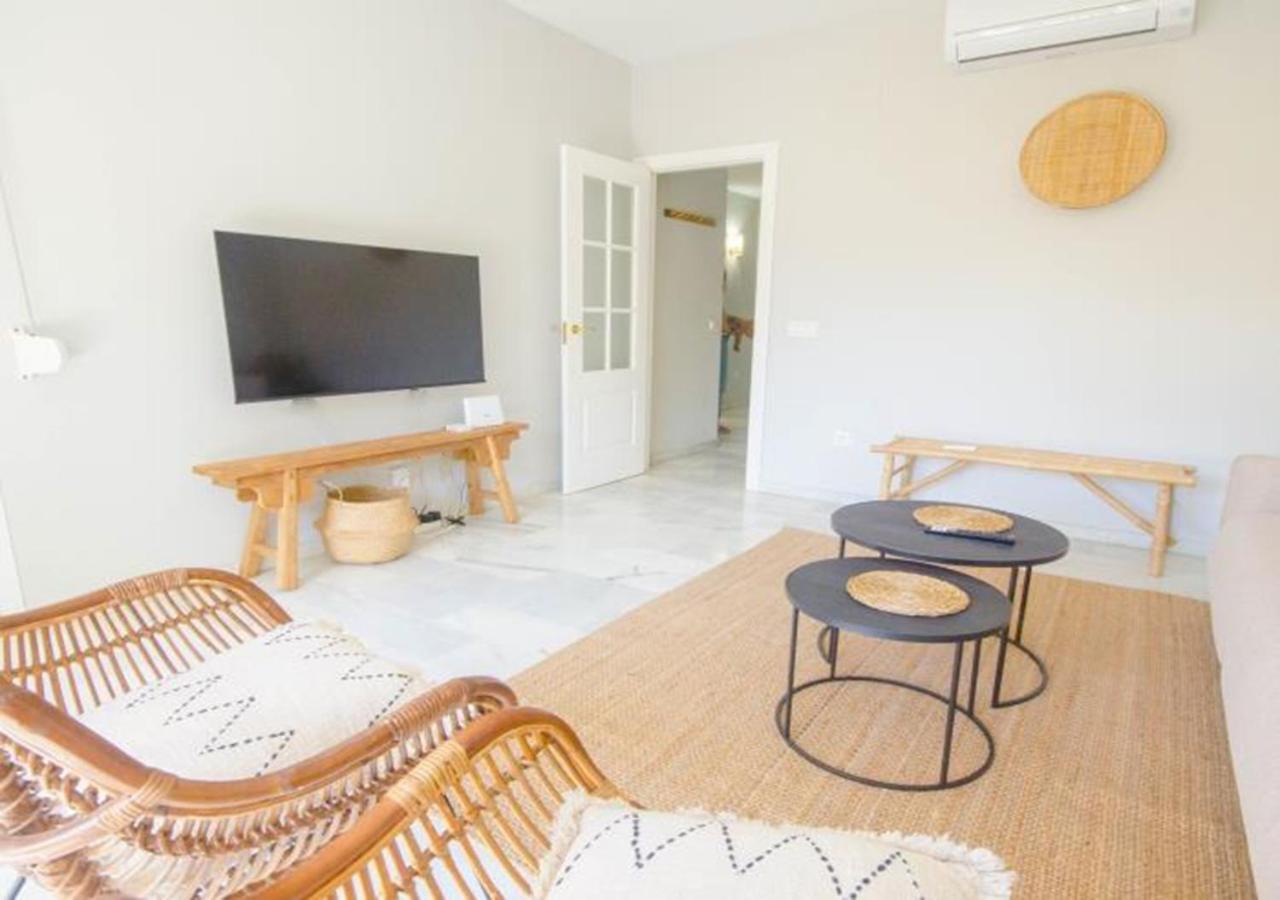Alambra Del Sol - Coastal Retreat By The Beach Estepona Exterior photo