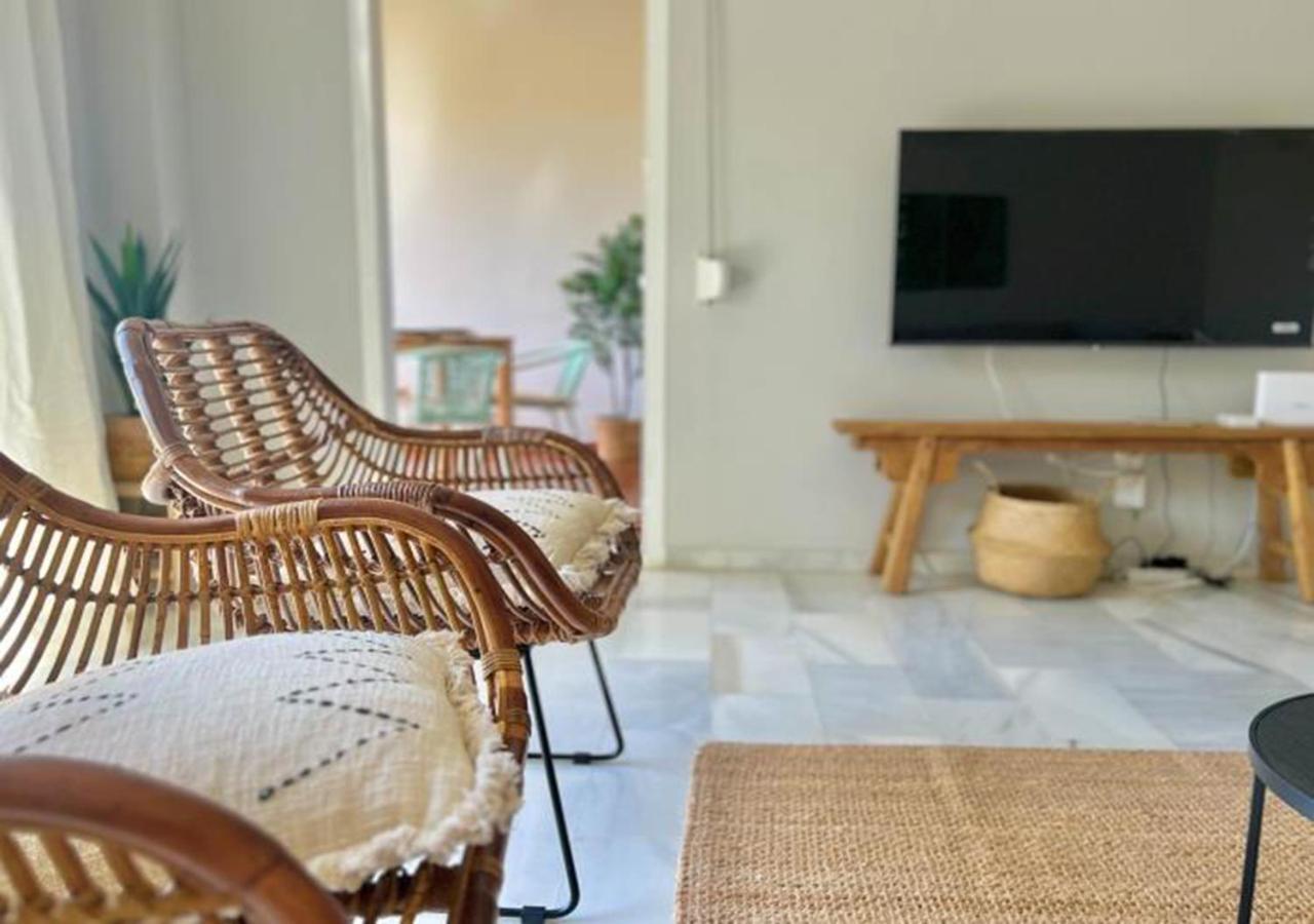 Alambra Del Sol - Coastal Retreat By The Beach Estepona Exterior photo