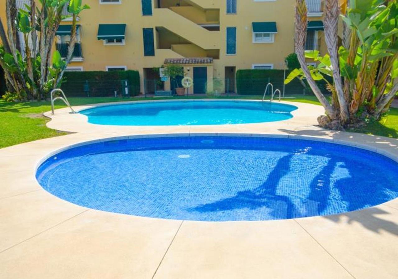 Alambra Del Sol - Coastal Retreat By The Beach Estepona Exterior photo